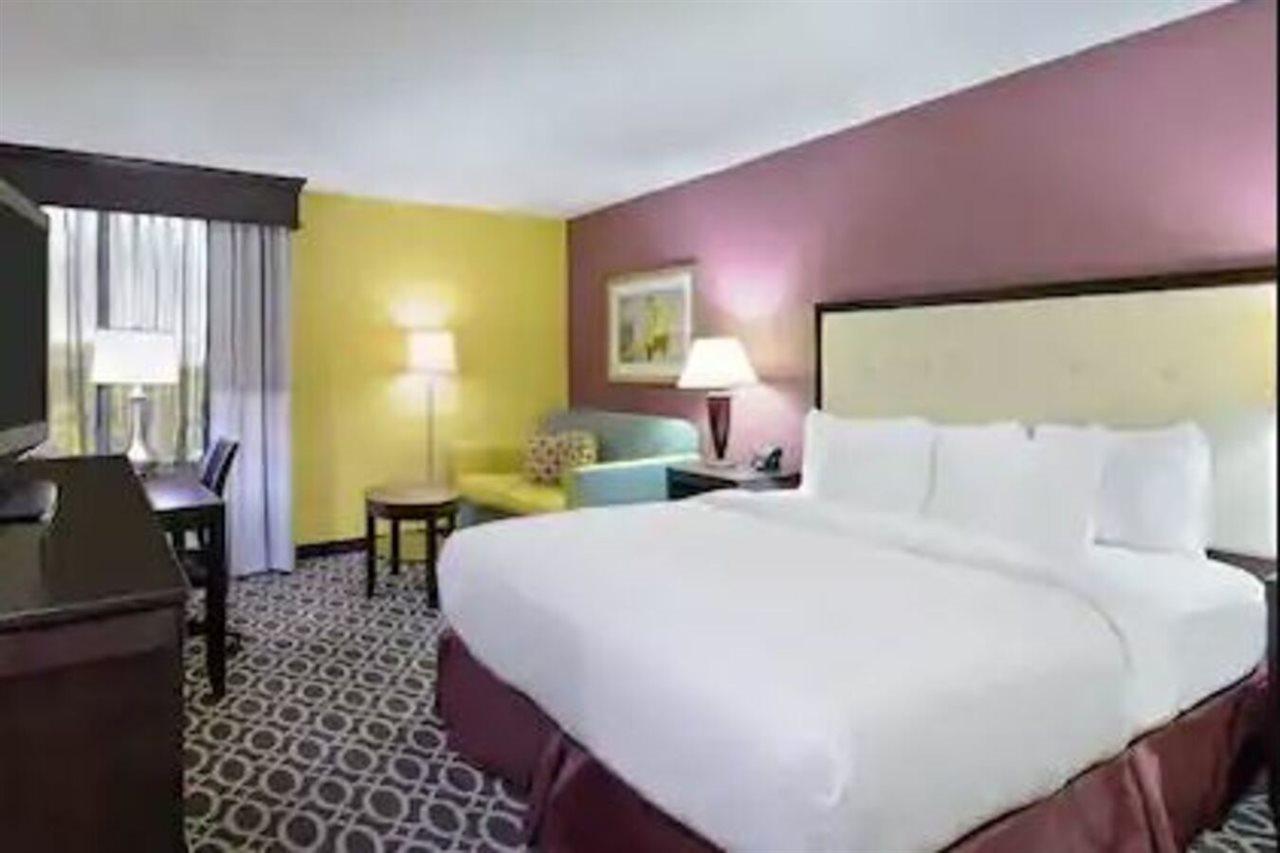 Hotel Doubletree By Hilton Richmond - Midlothian Zewnętrze zdjęcie