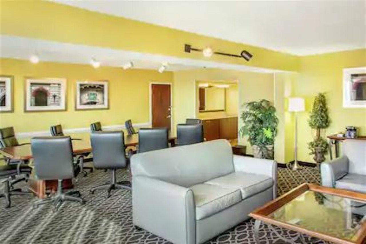 Hotel Doubletree By Hilton Richmond - Midlothian Zewnętrze zdjęcie